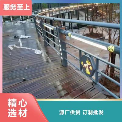 經(jīng)濟(jì)實(shí)用的公路防撞護(hù)欄 出廠價(jià)直供，安全與實(shí)惠兼具